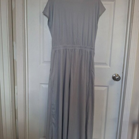 Halara V Neck Short Sleeve Side Pocket Wide Leg Flowy Jumpsuit Sz L/XL - Picture 3 of 3